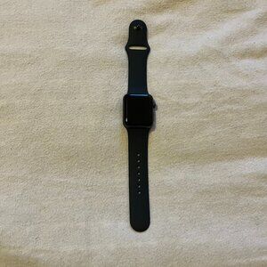 Apple Watch (Series 3)